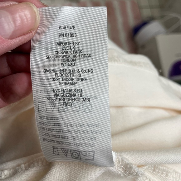 Half placket button tunic - Picture 6 of 9